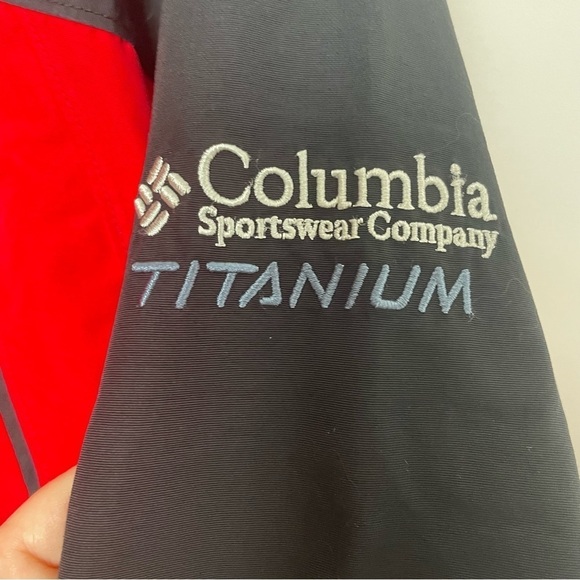 Columbia Winter Coat - Red & Black - Size Small - Picture 2 of 11
